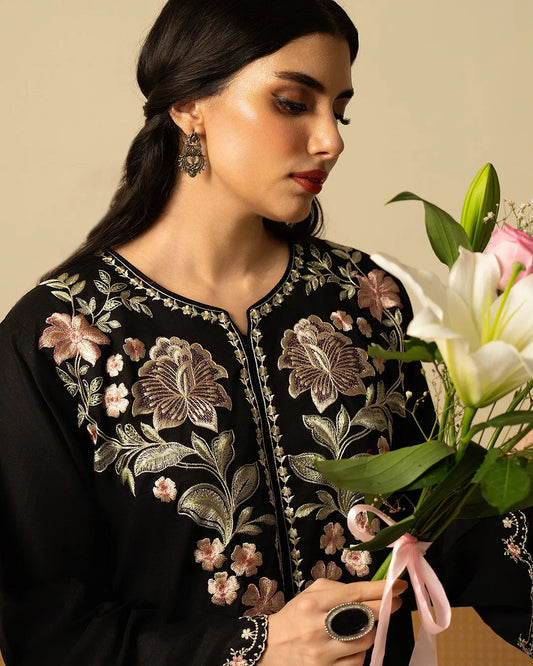 Liyaana Embroided 2pc