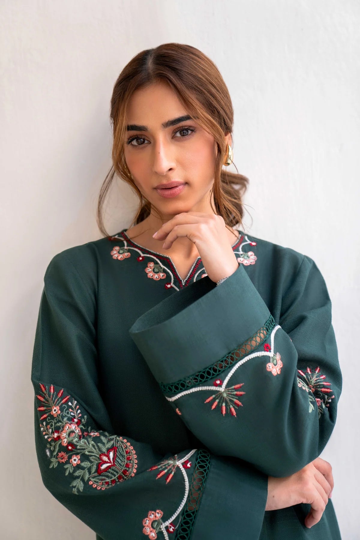 Mongia Green Embroidered 2-Piece Stitched Suit for Women | Luxurious linen SummerFabric