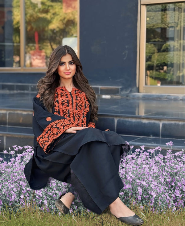Sheen Embroidered 2-Piece Stitched