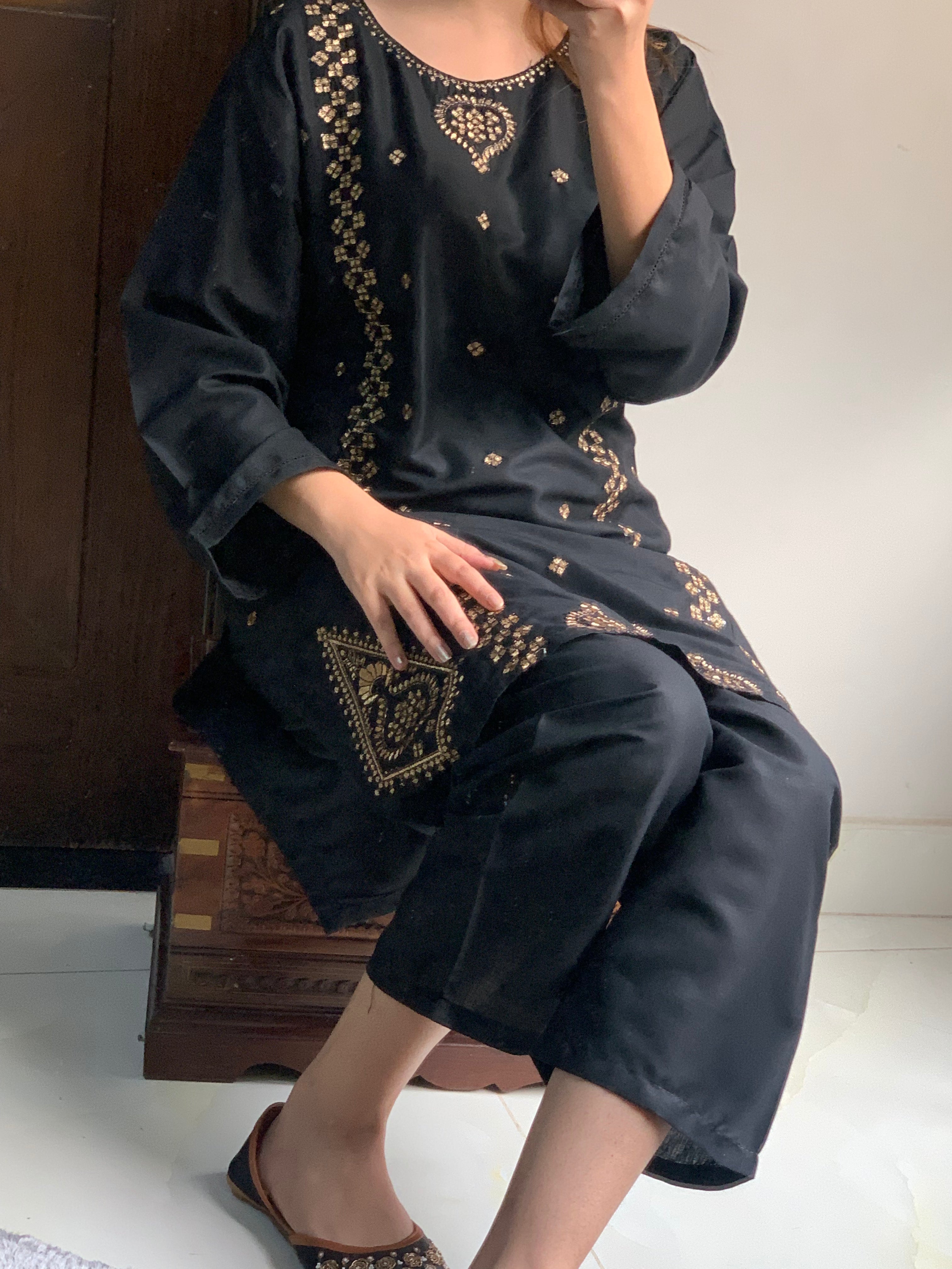 Chanda Sitara Embroided