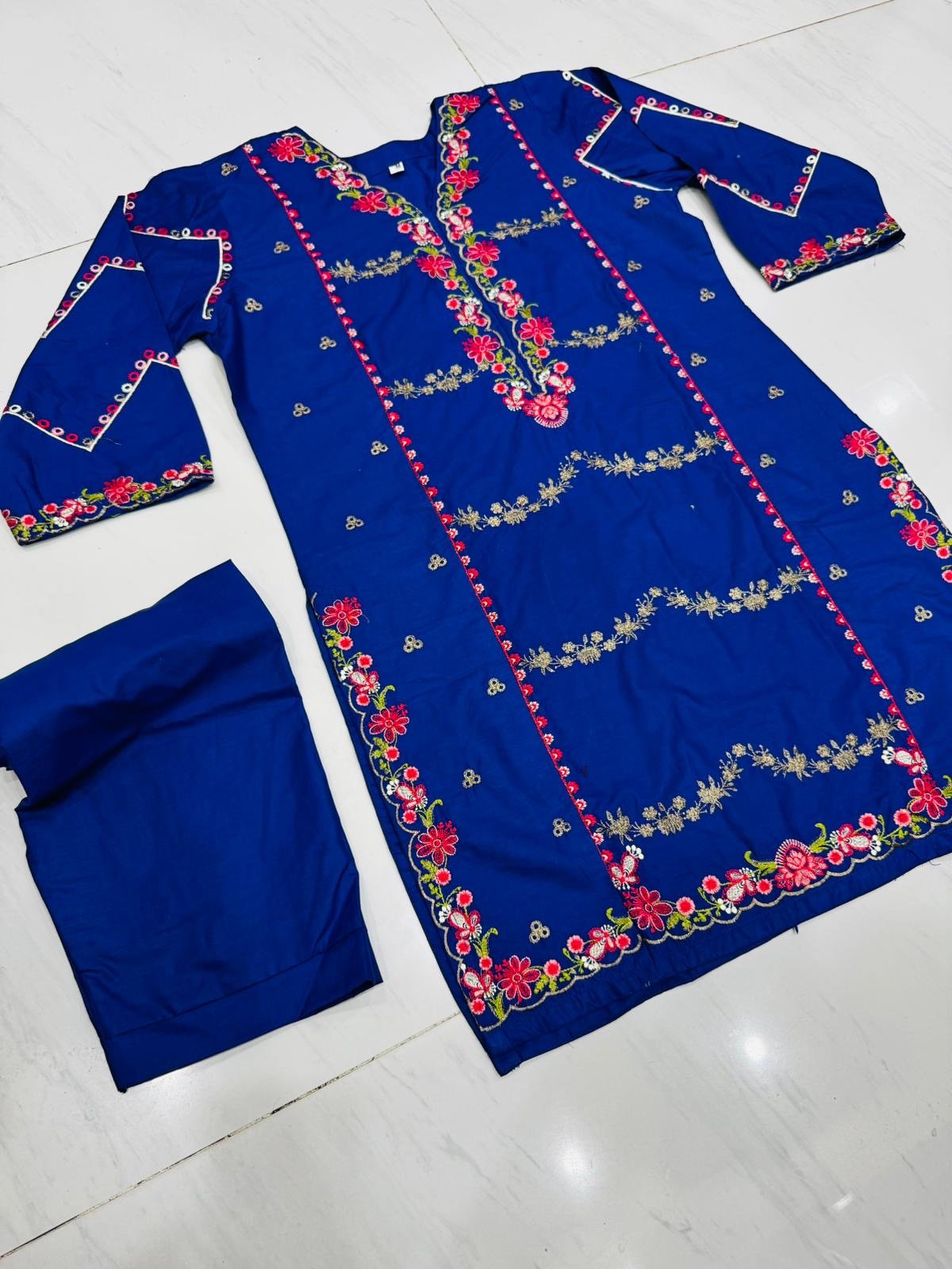 Khushi Embroided 2pc - Sajfi Closet