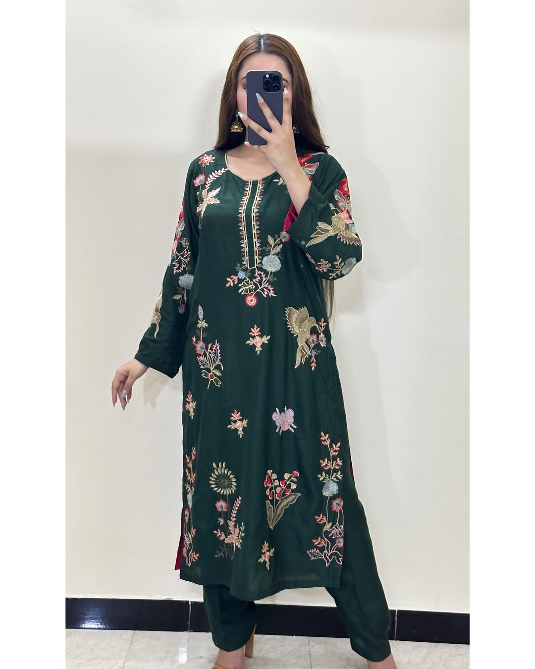 Vintage Green Embroidered 2-Piece | Eid Collection